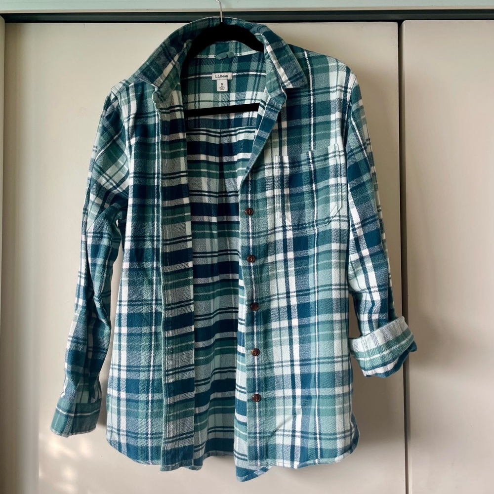 L.L. Bean Plaid Flannel Button Down Shirt Green Blue Size M Fits S Oversized